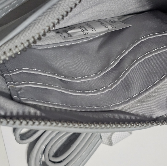 No Boundries Women's Phone Crossbody Bag Multi Tie-Dye Long Strap NWT - Picture 9 of 10